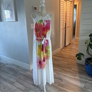 Tommy Bahama Floral white Maxi Dress size medium